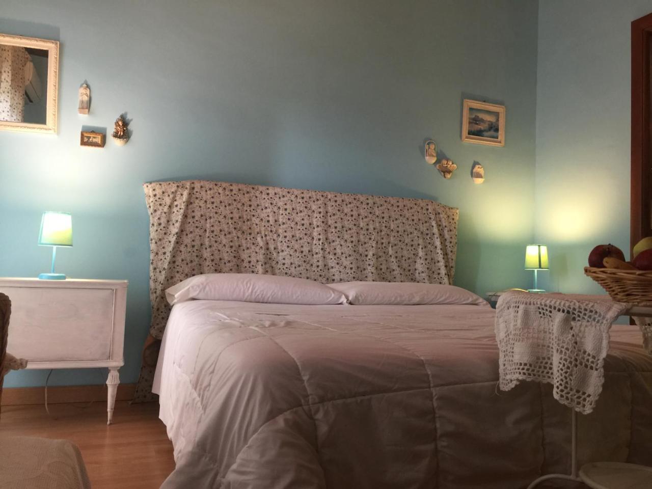 B&B Xenia Patti Exteriör bild